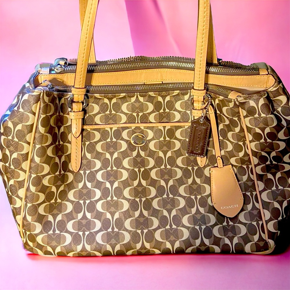 Coach C Print Double Zip Med/Lg Shoulder Bag - Brown